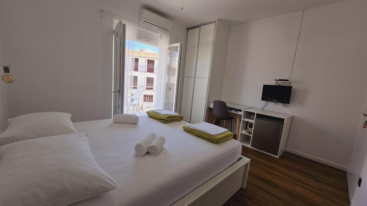 Vinko Rooms Primošten Exteriér fotografie
