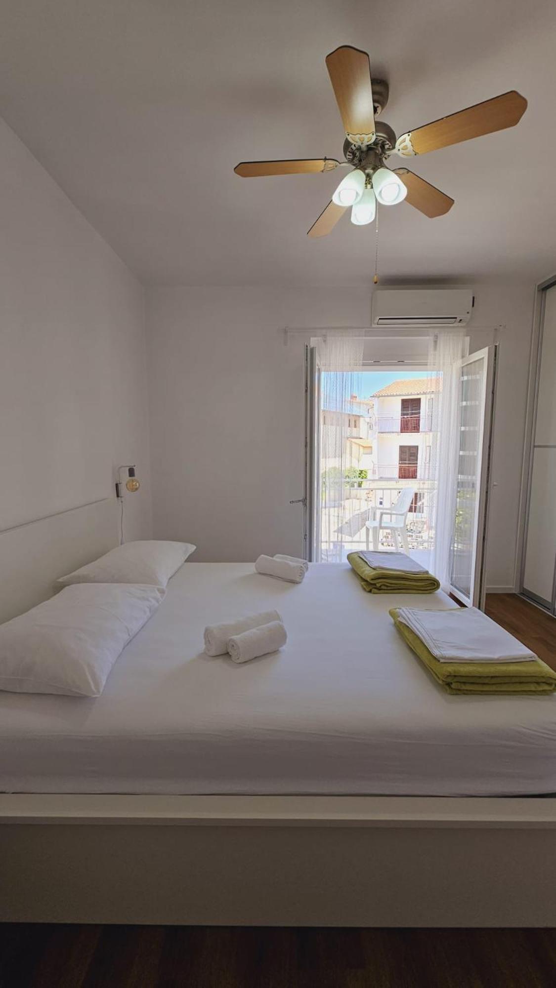 Vinko Rooms Primošten Exteriér fotografie